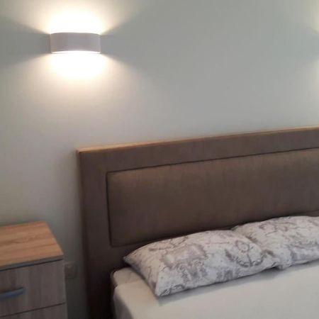 2Br Apartment With Pool Kotor Bagian luar foto