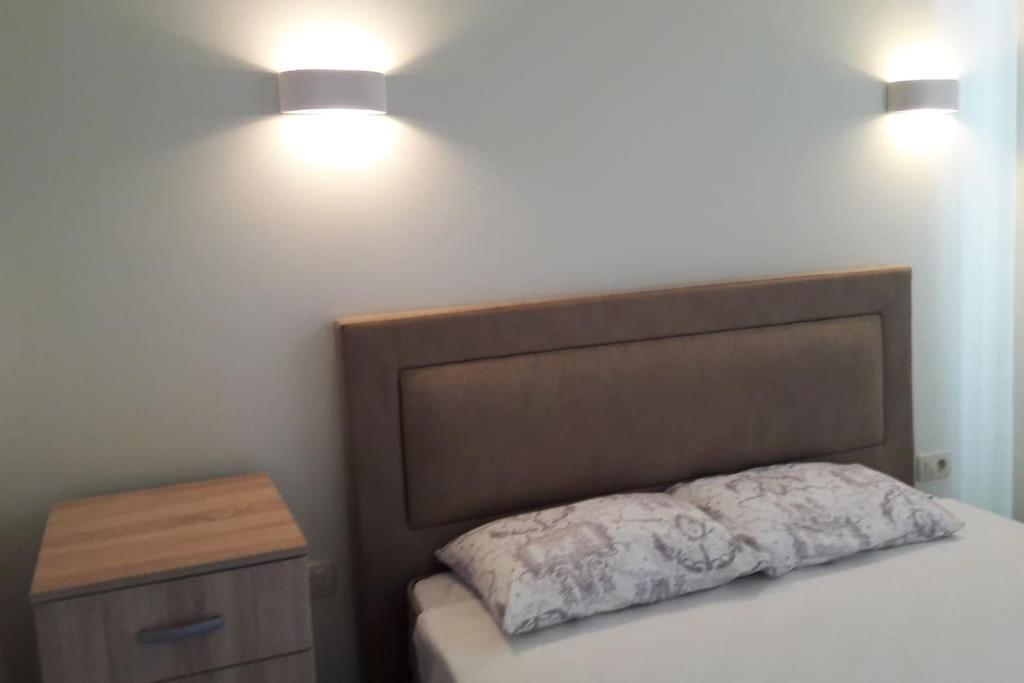 2Br Apartment With Pool Kotor Bagian luar foto